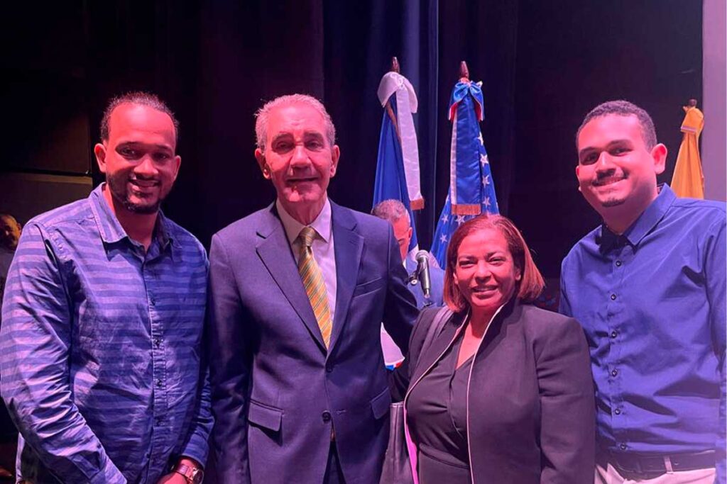 premiados del ministerio de educacion